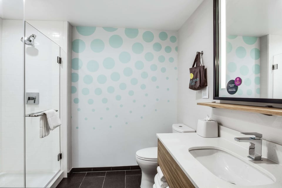 Bathroom shower