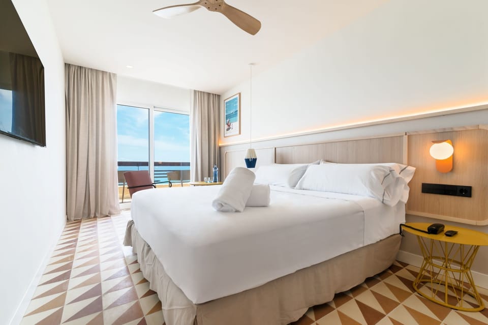 Attique Panoramic Sea View with Terrace | Premium bedding, memory foam beds, in-room safe, soundproofing