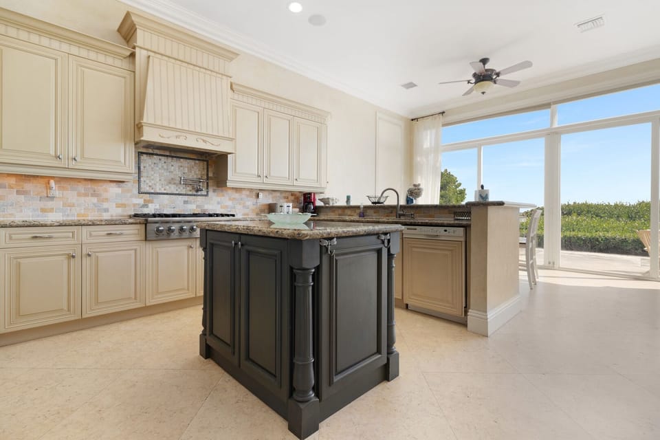 Gourmet kitchen with Sub Zero and Viking appliances 