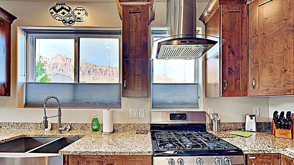 Village Place Gas stove