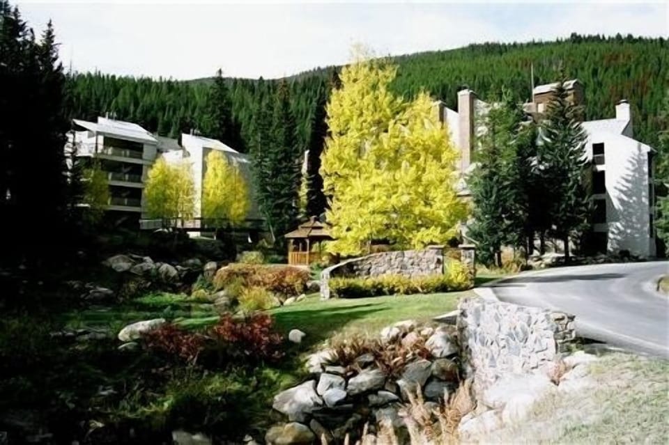 Outside - lovely in all seasons Winter Park CO Iron Horse Resort