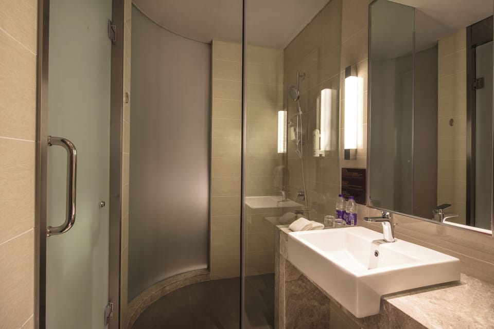 Bathroom sink