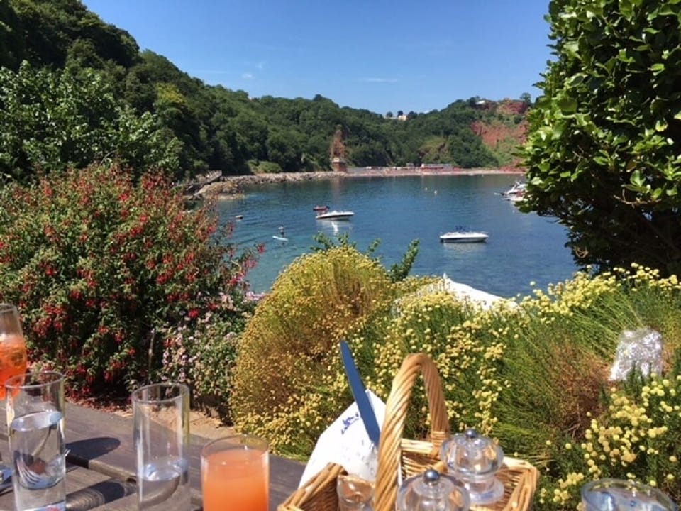 Babbacombe Bay July 2018 - lunch in the sunshine. A short steep walk from St Geo