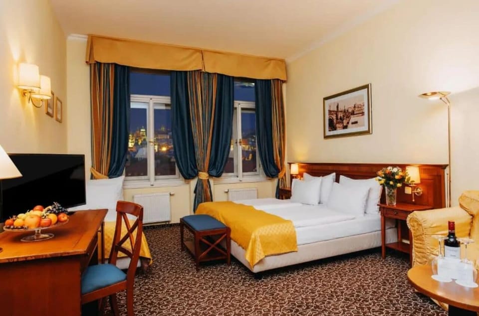 Minibar, in-room safe, individually furnished, desk