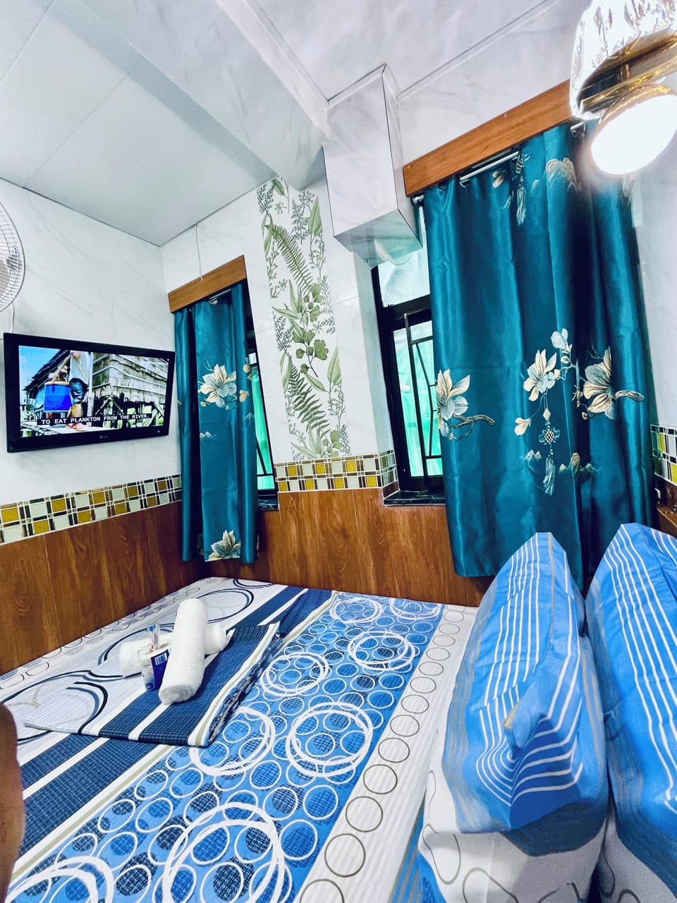 Basic Double Room | Soundproofing, free WiFi, bed sheets, wheelchair access