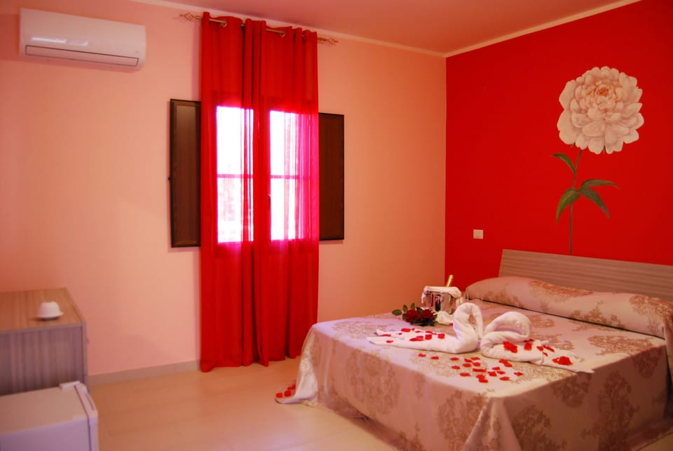 Quadruple Room | Free WiFi, bed sheets