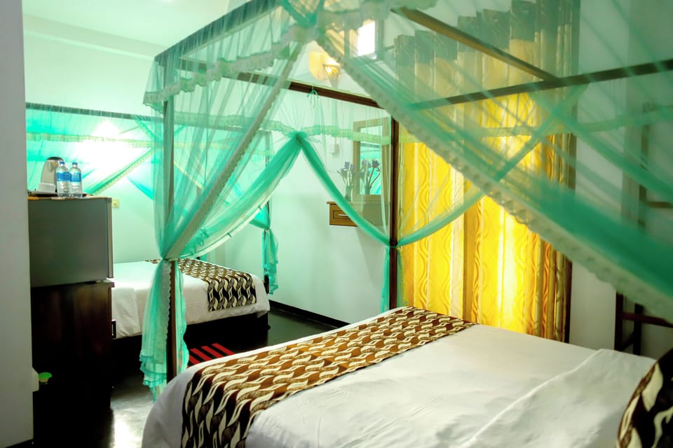 Deluxe Room, 1 Bedroom | Premium bedding, Tempur-Pedic beds, in-room safe, individually decorated