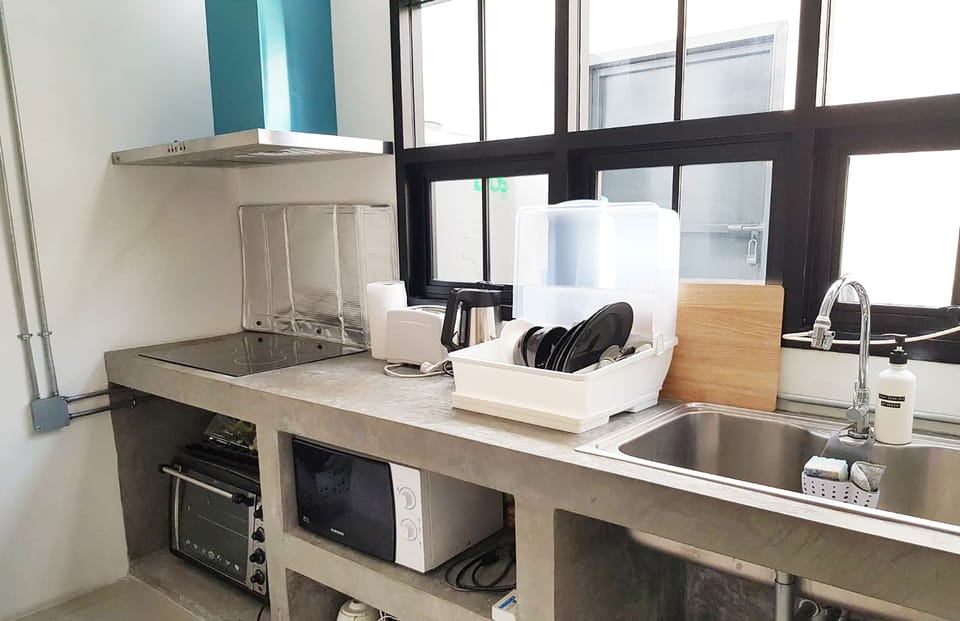 Shared fridge, microwave