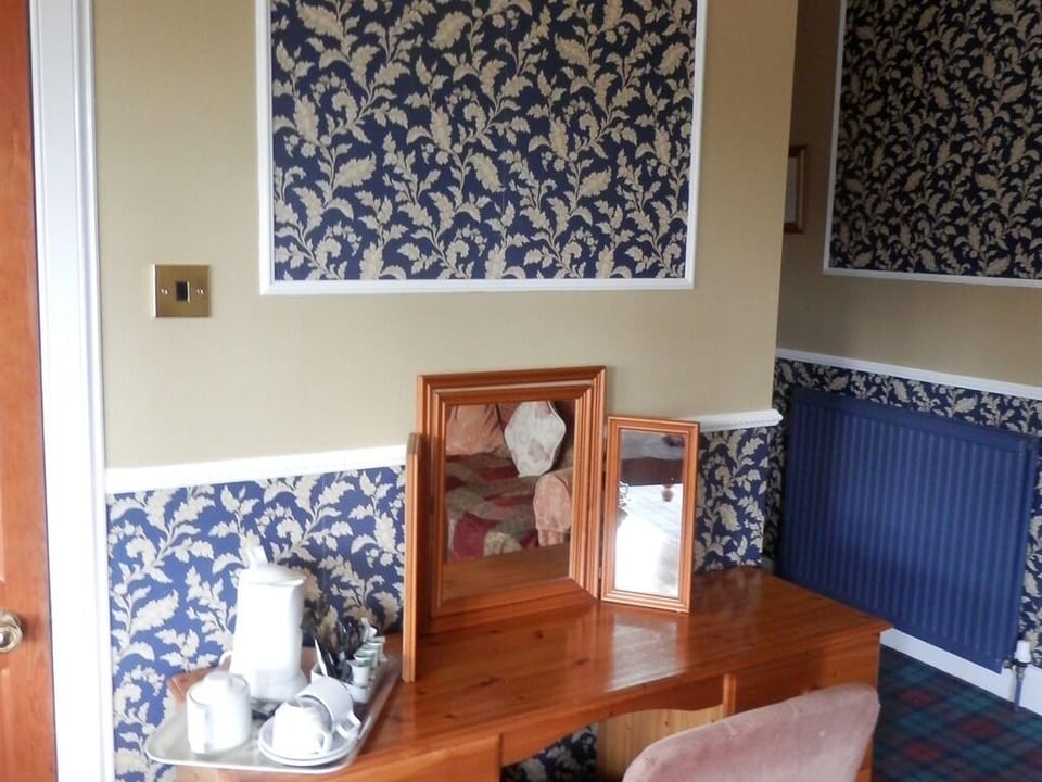 Standard Double Room, Ensuite (Four Poster)