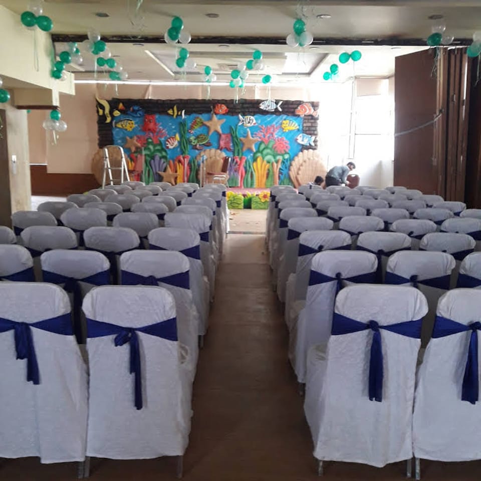 Meeting facility