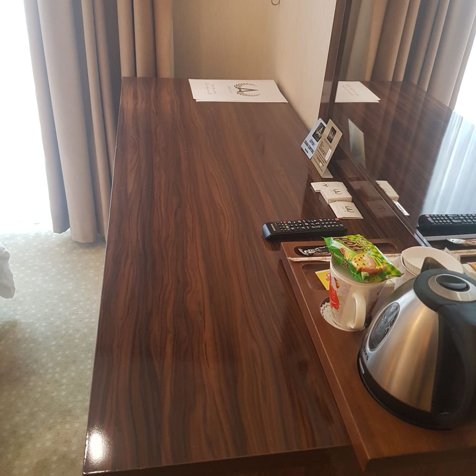 Classic Triple Room | In-room dining