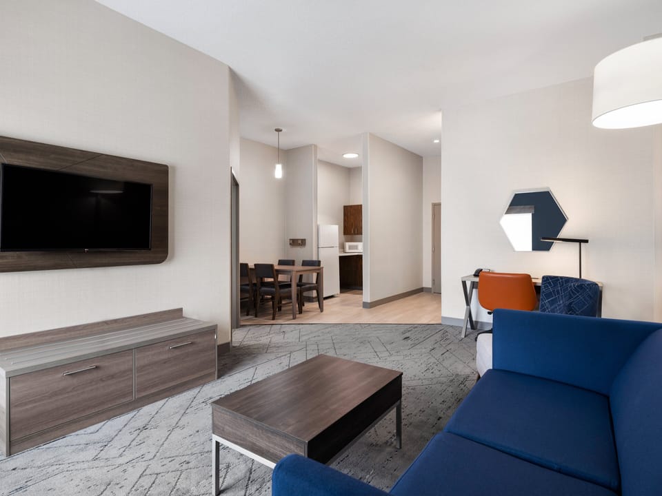 Suite, 1 Bedroom | Hypo-allergenic bedding, desk, iron/ironing board