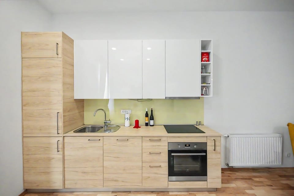 Deluxe Apartment (Ilica 37) | Private kitchen | Shared fridge, shared microwave