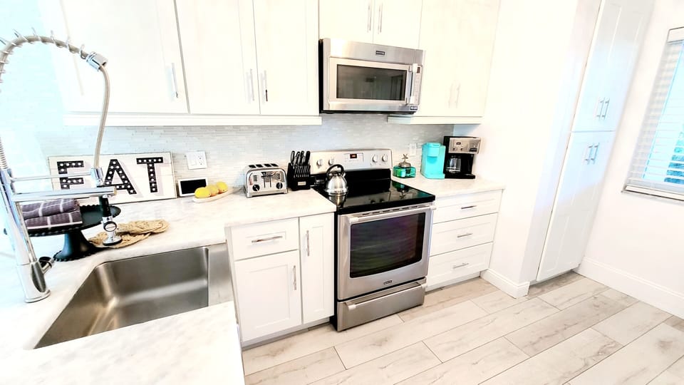 Spacious Kitchen