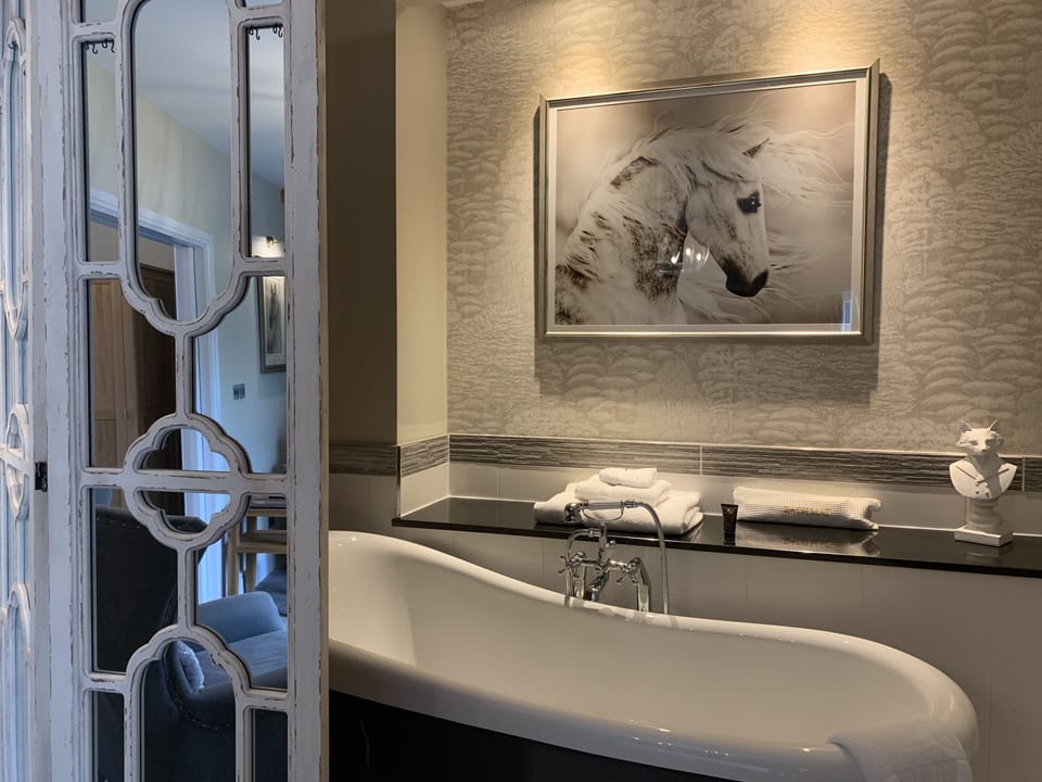 The Wheatsheaf Hotel Sandbach Bed and Breakfast in England