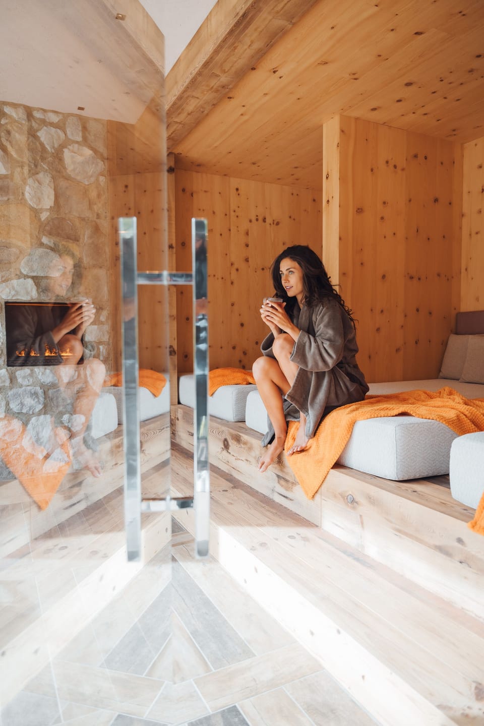 Couples treatment rooms, sauna, hot tub, steam room, Turkish bath
