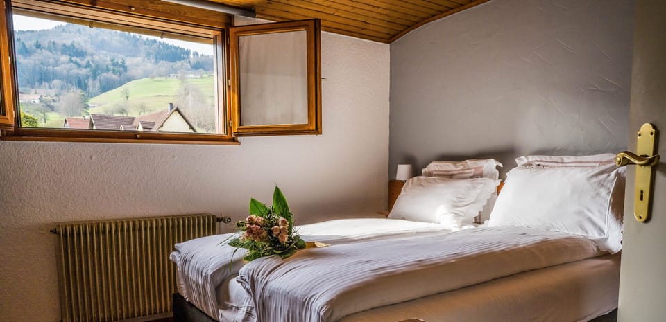 Double Room | Memory foam beds, individually decorated, desk, soundproofing