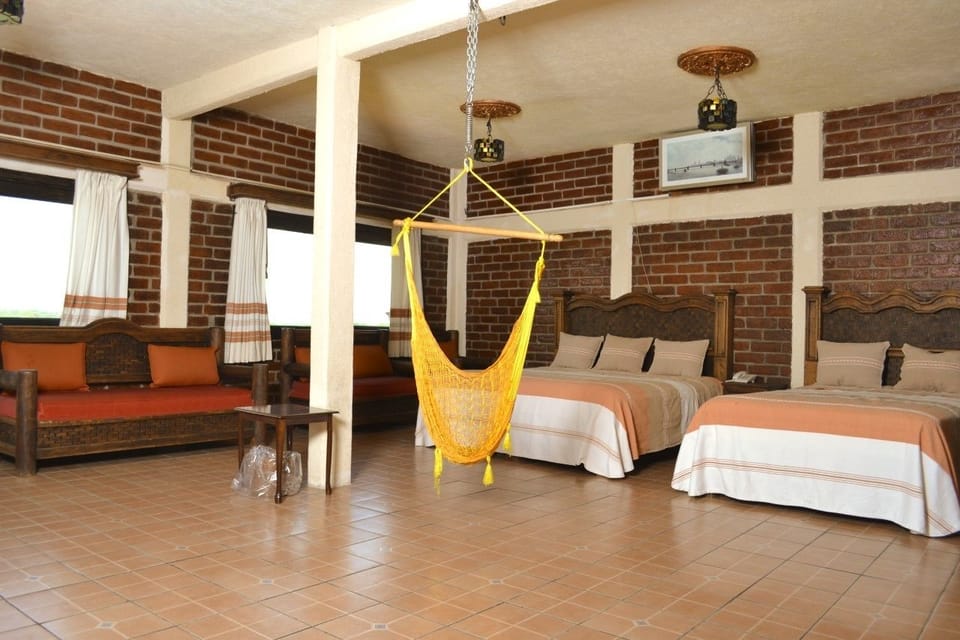 Standard Suite | Select Comfort beds, in-room safe, soundproofing, iron/ironing board
