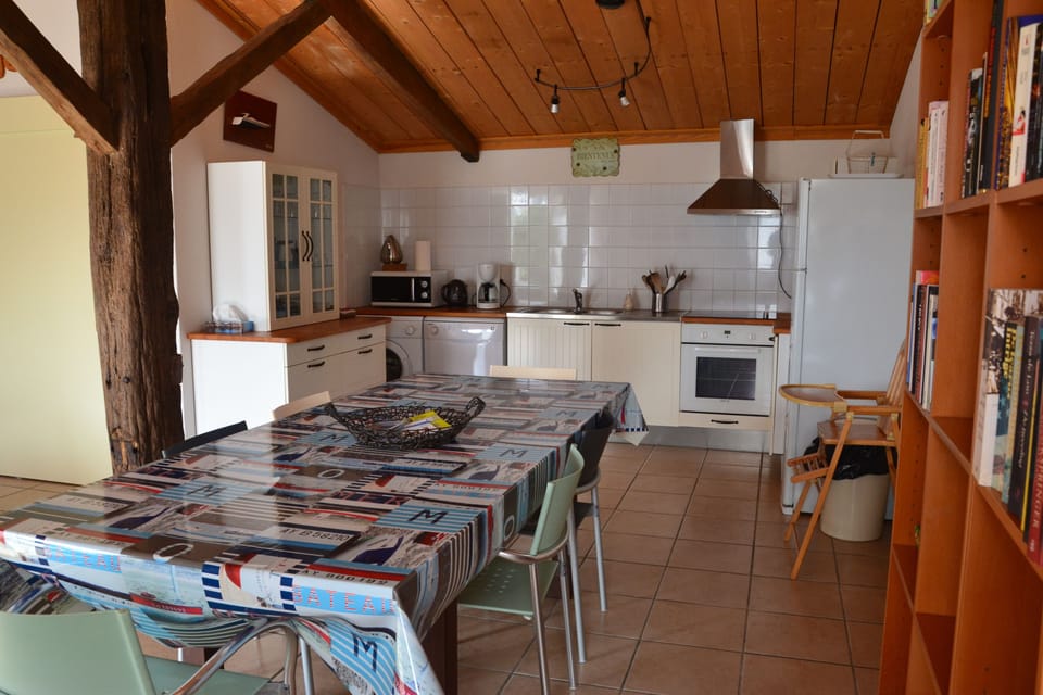 Family Cottage, 2 Bedrooms | Private kitchen | Fridge, microwave, oven, coffee/tea maker