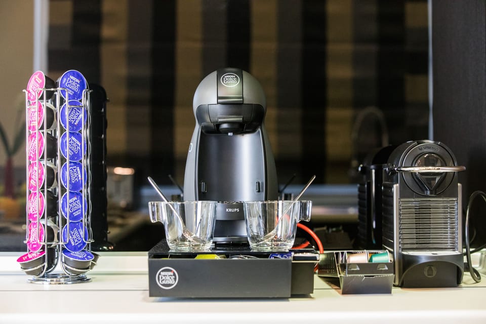 Apartment, 2 Bedrooms | Coffee and/or coffee maker