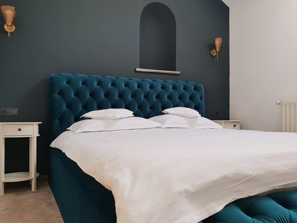 Standard Double Room | Hypo-allergenic bedding, individually decorated, individually furnished