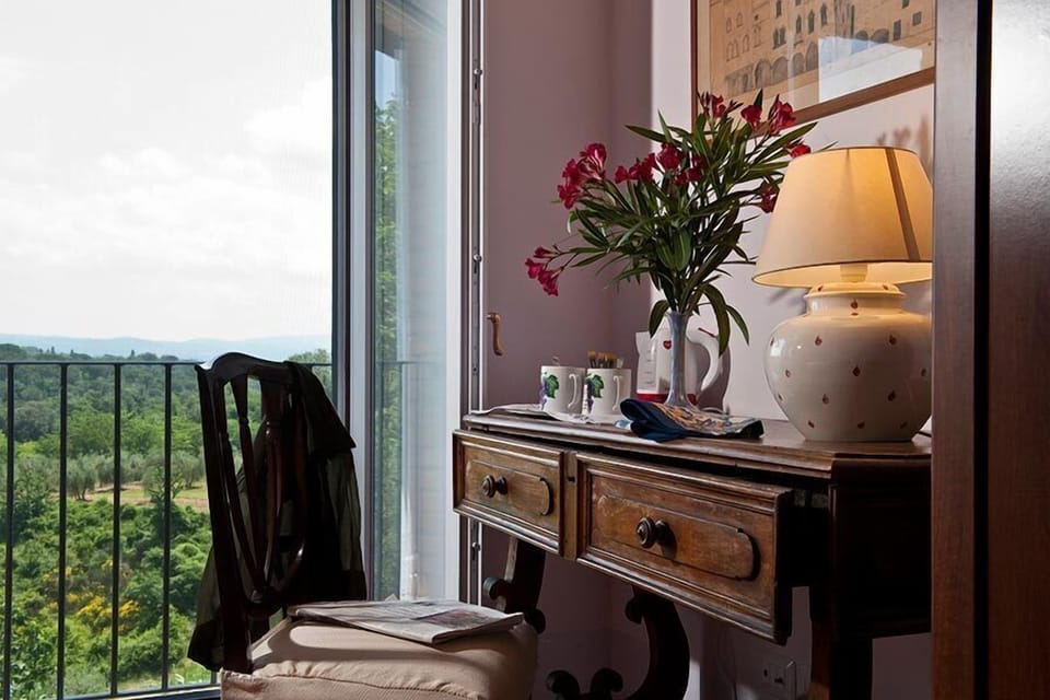 Double Room, Courtyard View | Room amenity