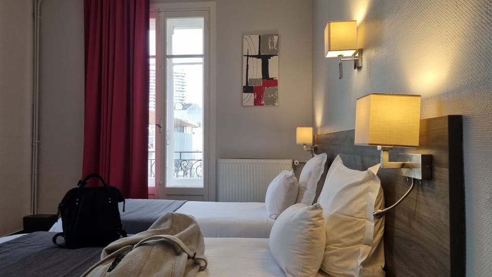 Standard Twin Room, 2 Twin Beds | Desk, soundproofing, free WiFi, bed sheets