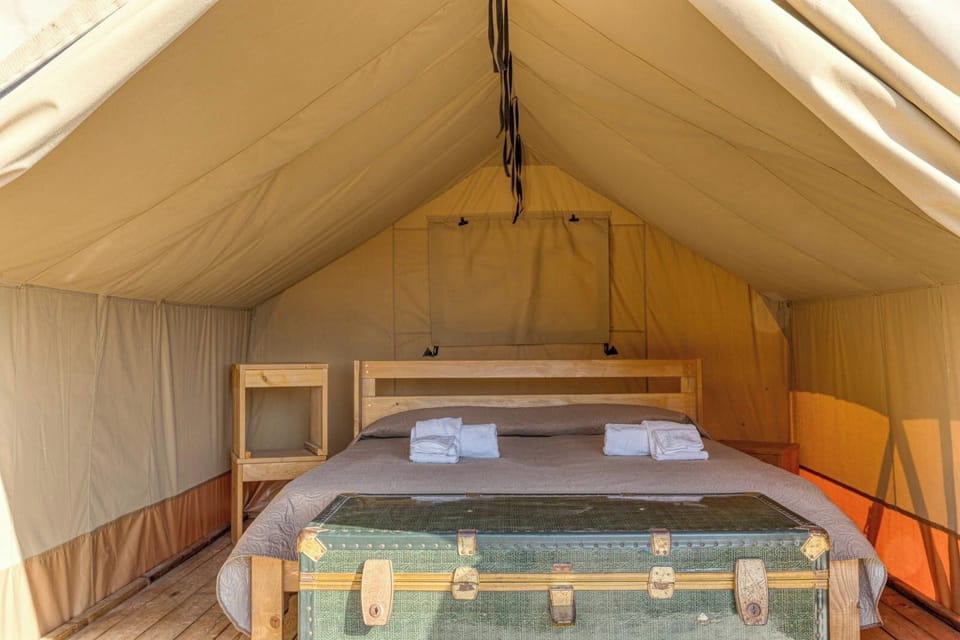 Basic Tent | In-room safe, blackout drapes, soundproofing