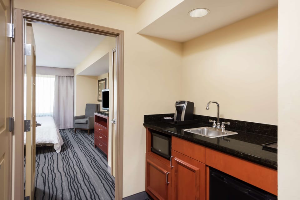 Suite, 1 King Bed, Sofabed | Down comforters, pillowtop beds, in-room safe, desk