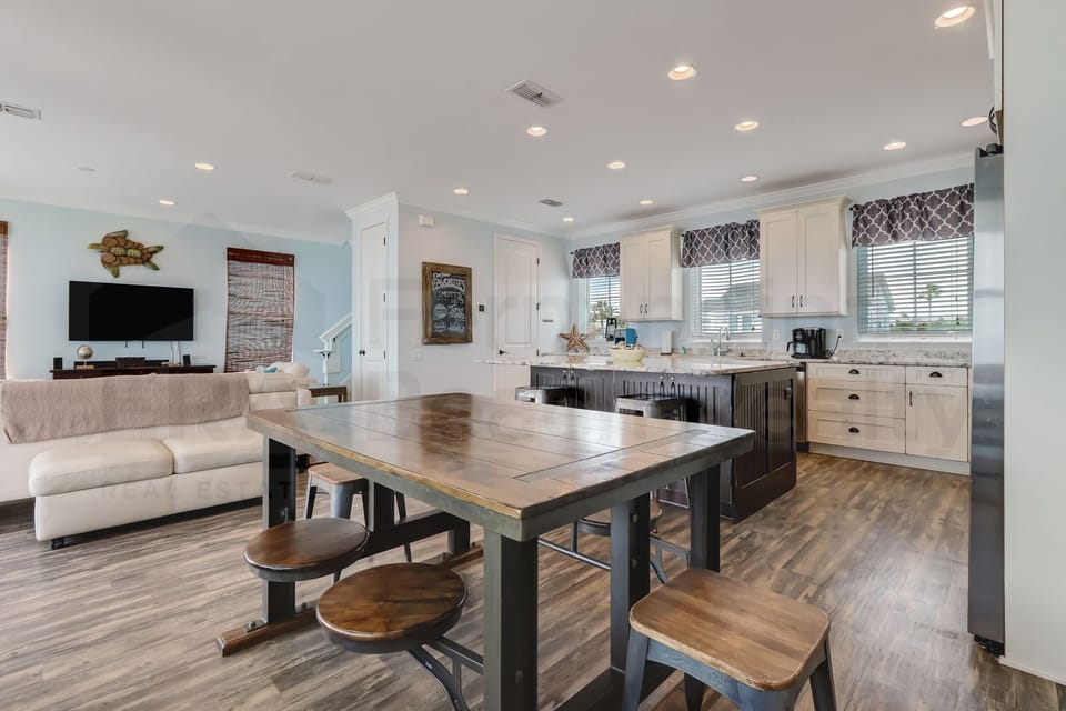 House, 3 Bedrooms | Interior