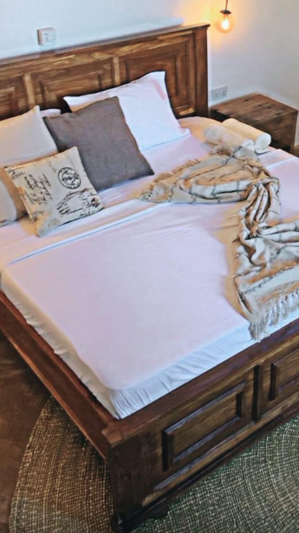 Classic Room | In-room safe, free WiFi, bed sheets