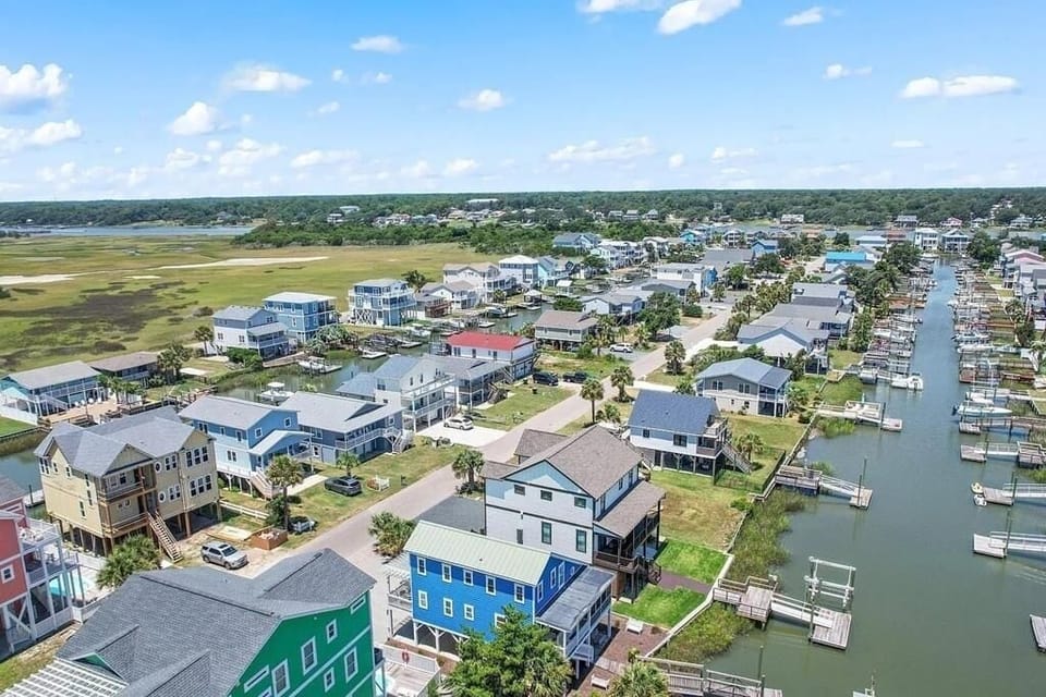 House, 3 Bedrooms | Aerial view