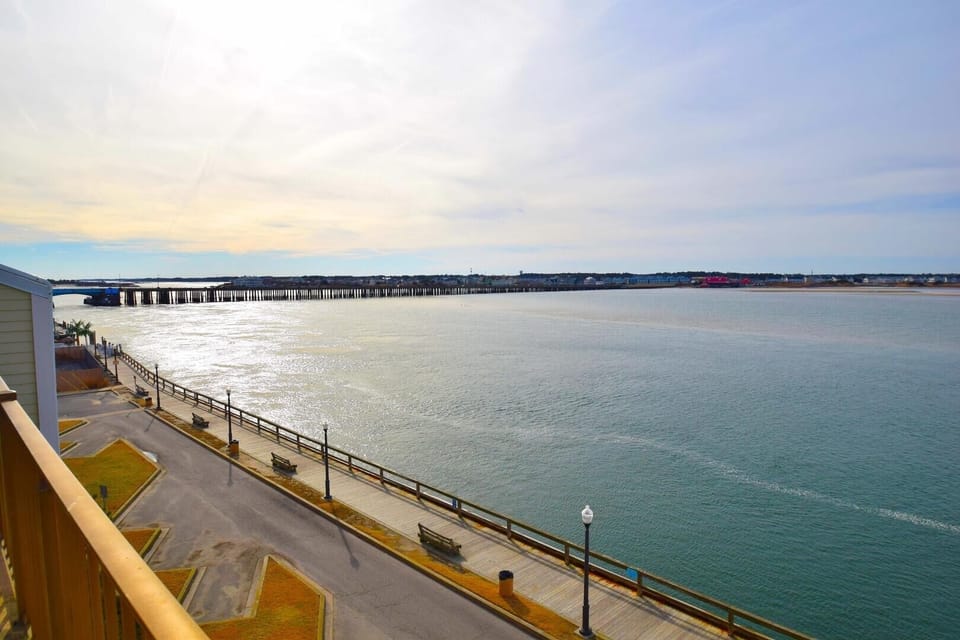 Condo, 3 Bedrooms | Property grounds