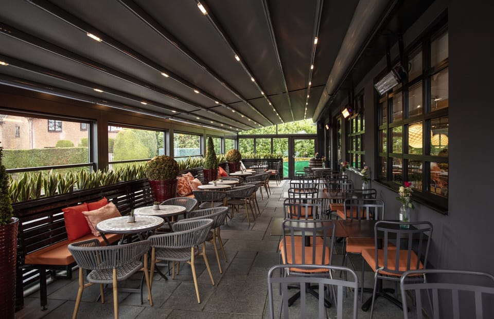 Breakfast, lunch and dinner served