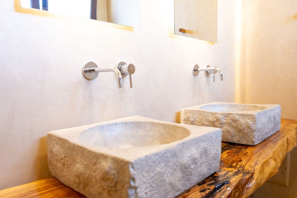 Superior Room | Bathroom