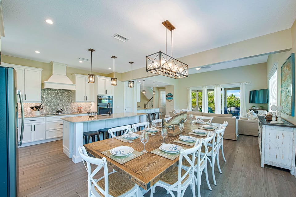 Indoor Dining Setup