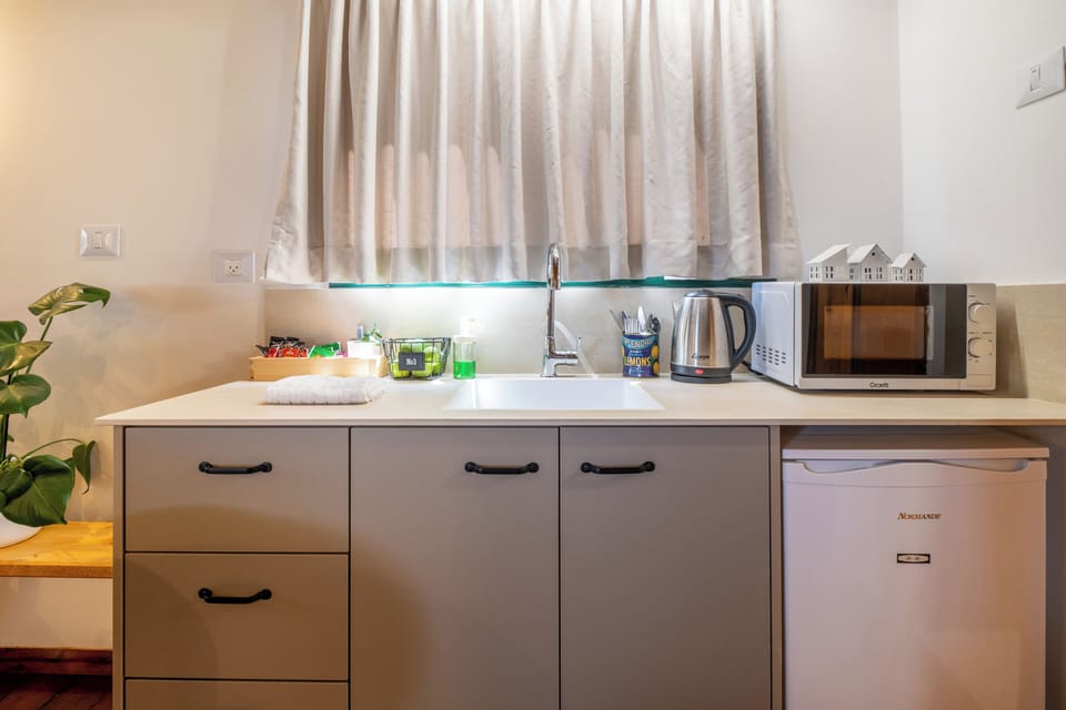 Family Cabin, 1 Bedroom | Living area | Flat-screen TV