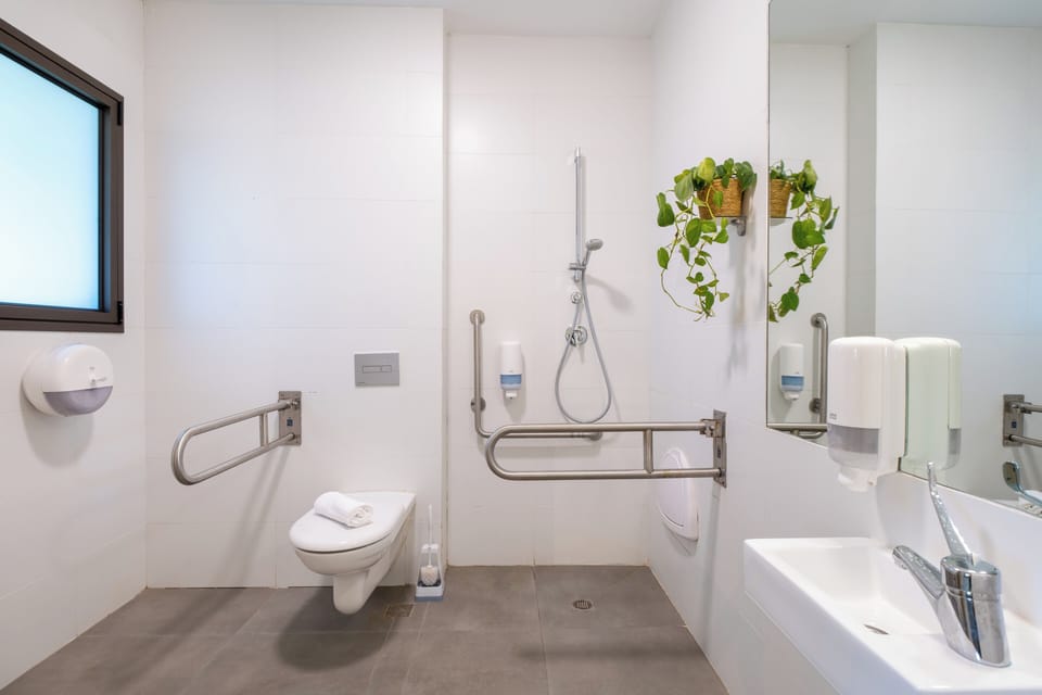 Kibbutz Kfar Masaryk Country Lodging Bed and Breakfast in North District