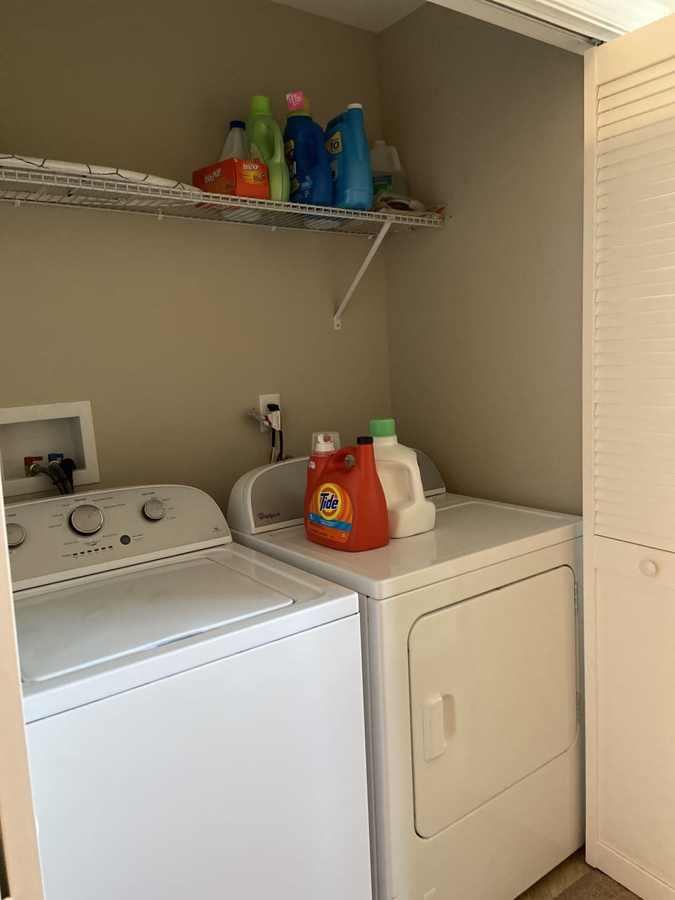 Washer and dryer on 2nd floor