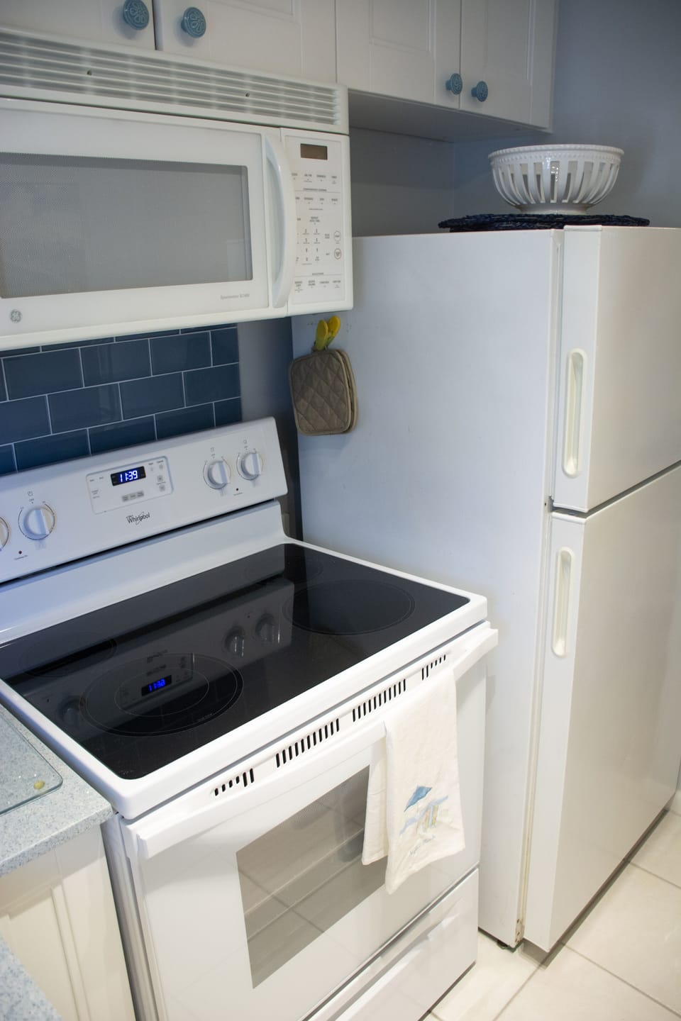 Anyone hungry, try these  appliances or the best restaurants in town steps away