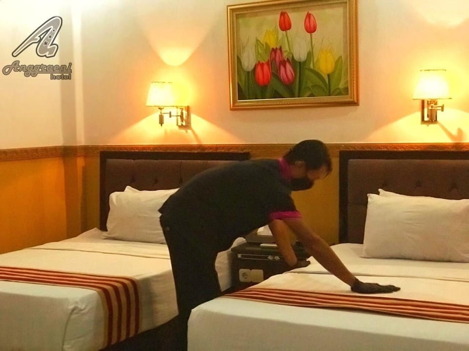 Deluxe Room | Desk, free WiFi