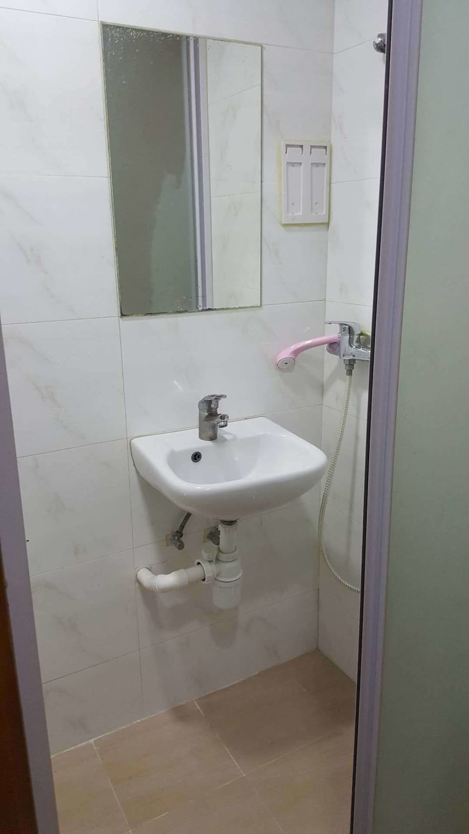 Shower, free toiletries, hair dryer, slippers