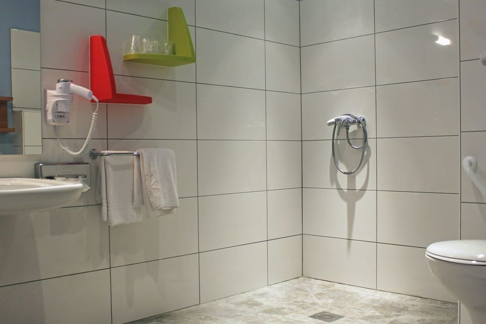 Free toiletries, hair dryer, towels