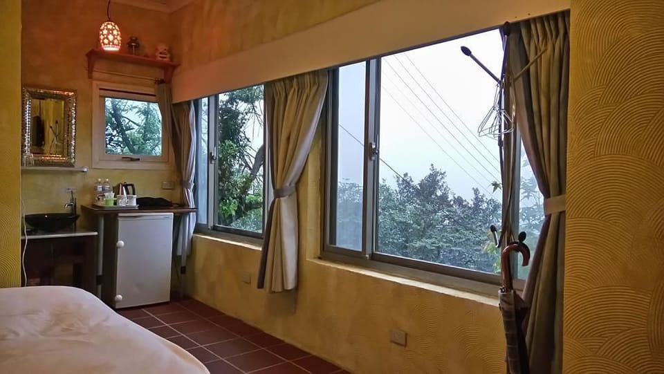 Double Room, 1 King Bed (B) | Blackout drapes, soundproofing, free WiFi, bed sheets