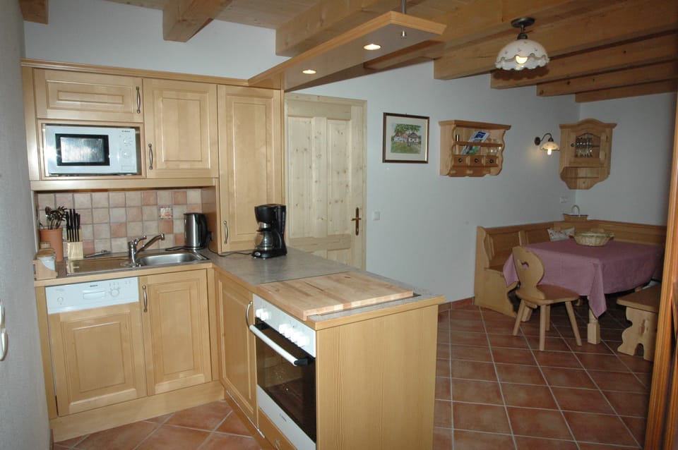 Apartment, 2 Bedrooms (Apartment Mondsee + cleaning 50 EUR) | Private kitchen | Highchair