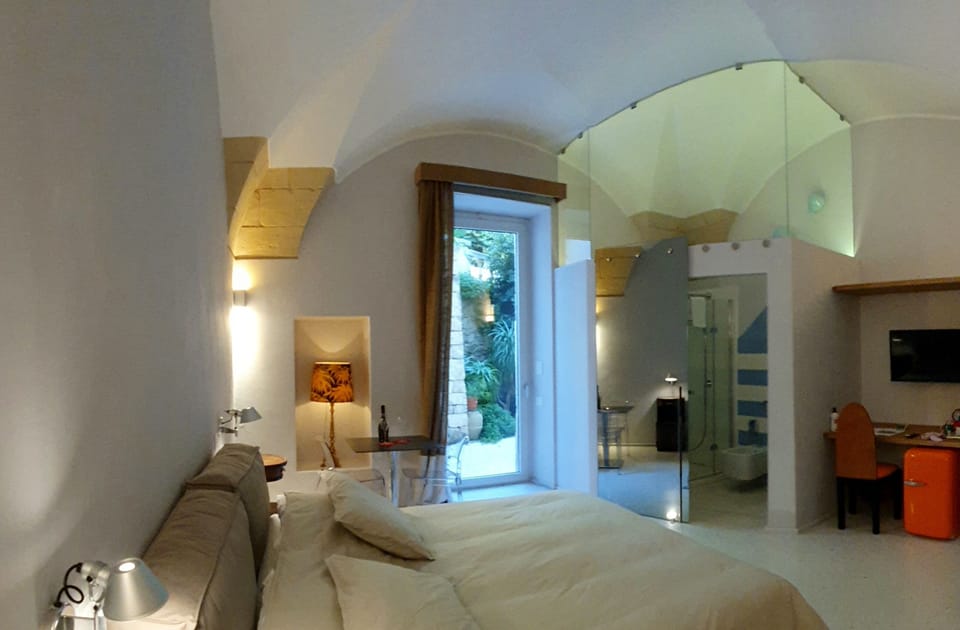 Classic Double or Twin Room | Frette Italian sheets, premium bedding, down comforters