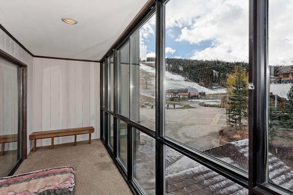 From the balcony, you'll see the Burning Stones Plaza and Amer Eagle ski lift.
