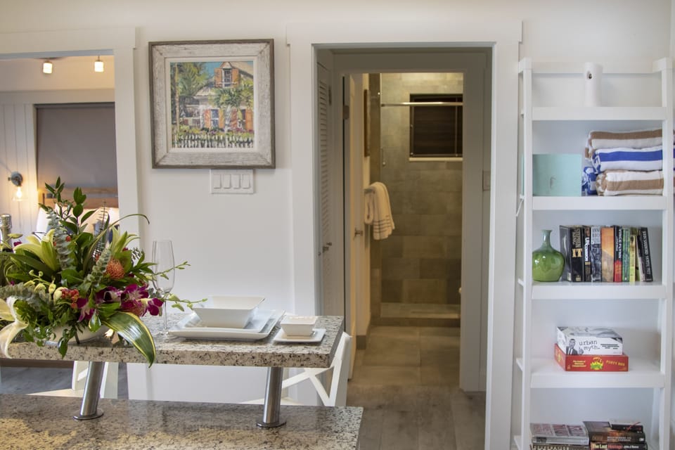 Design Villa | Bathroom | Shower, rainfall showerhead, free toiletries, hair dryer