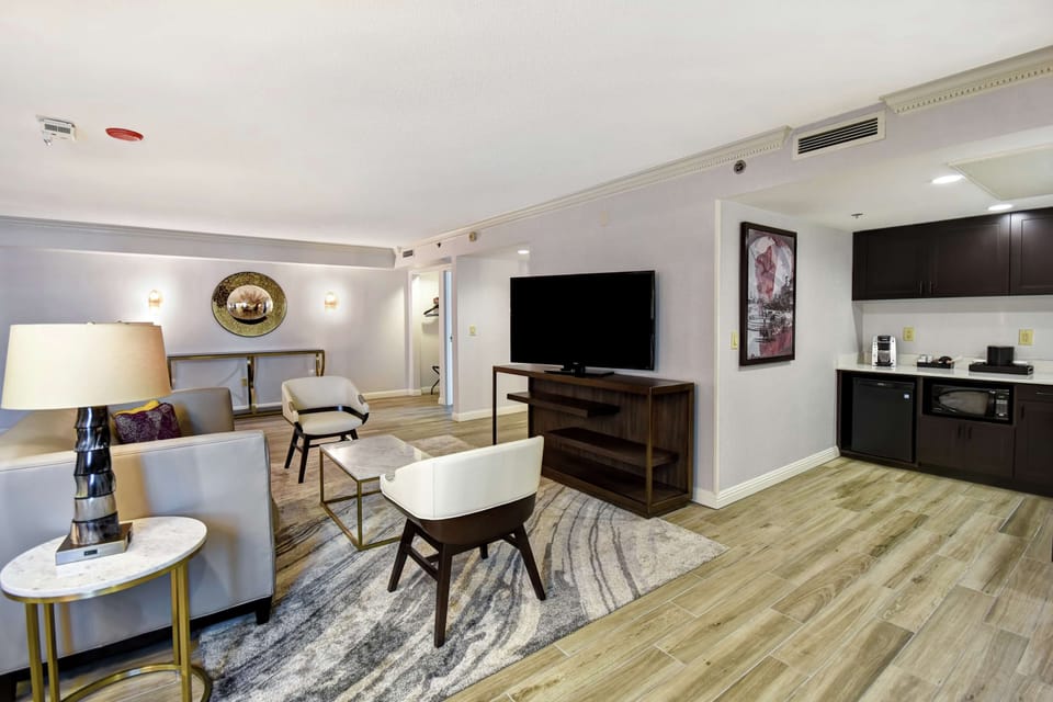 Presidential Suite, Non Smoking | Living area | 37-inch flat-screen TV with satellite channels, TV, pay movies