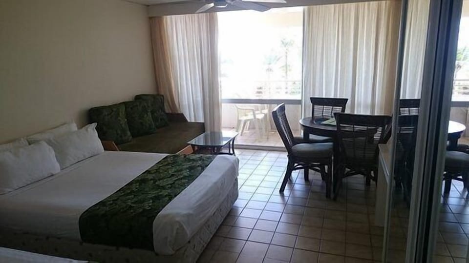 Double Room | In-room safe, soundproofing, iron/ironing board, WiFi (free)